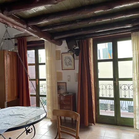 Apartmanhotel Ifigenia By Marios 3*