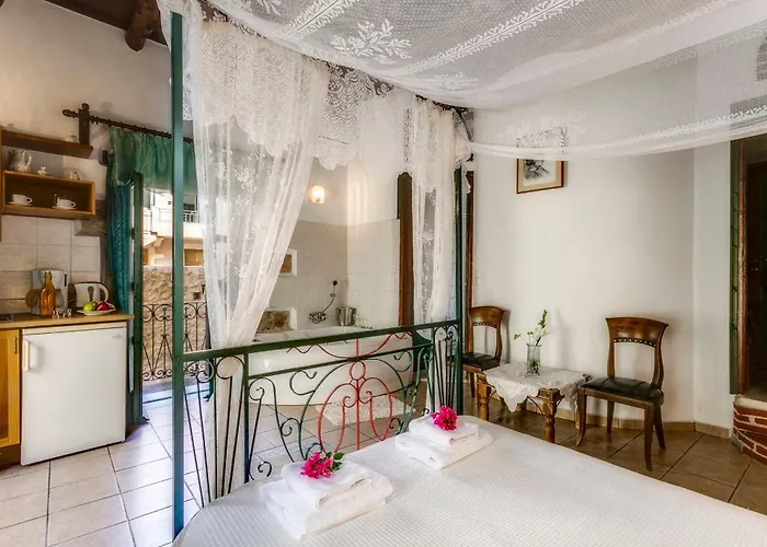 Ifigenia By Marios Aparthotel 3*